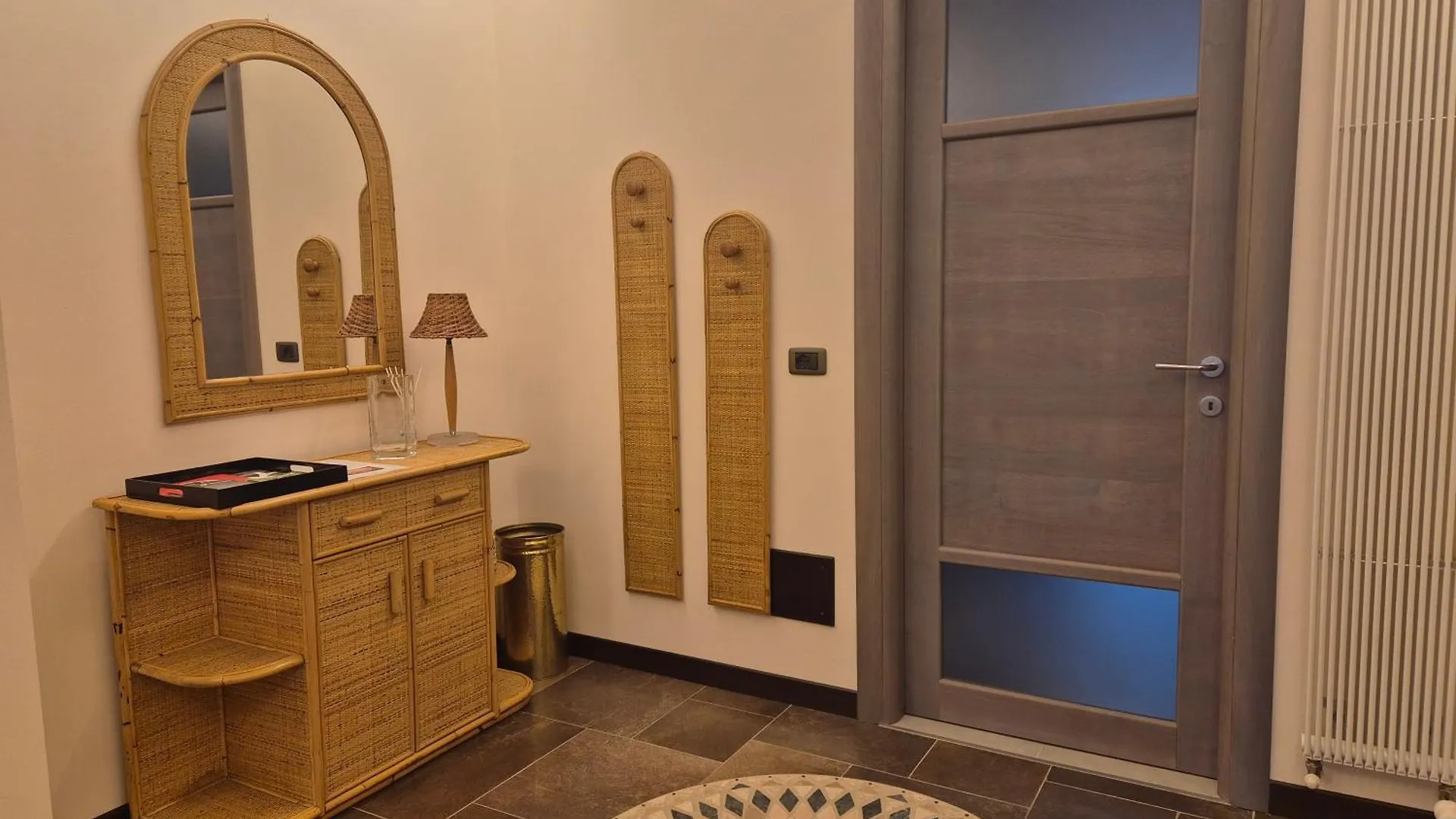 Il Rosone Apartment Tirano 0*,